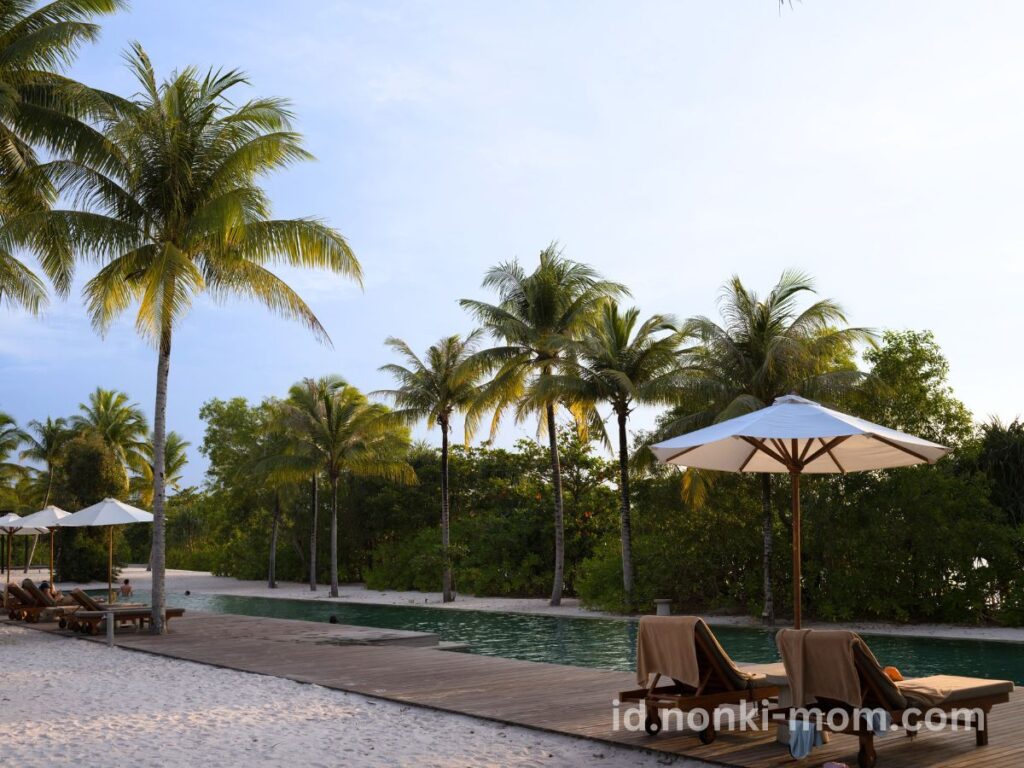 子連れBelitung(ブリトゥン)島-Sheraton プールの様子