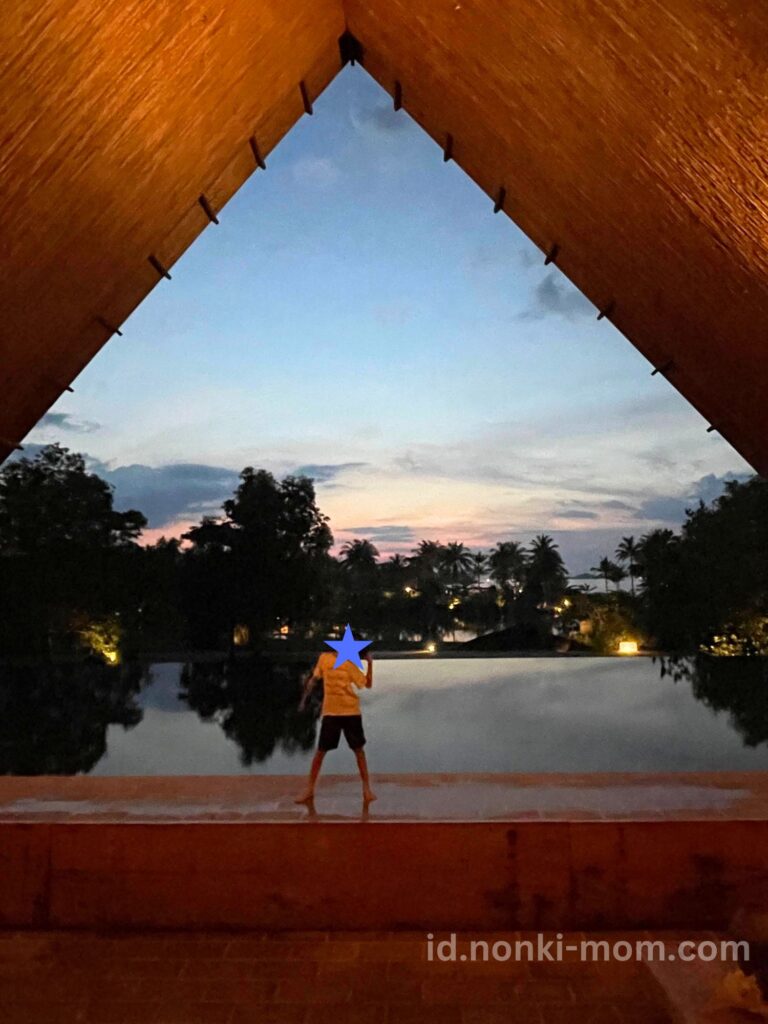 子連れBelitung(ブリトゥン)島-Sheraton のロビー